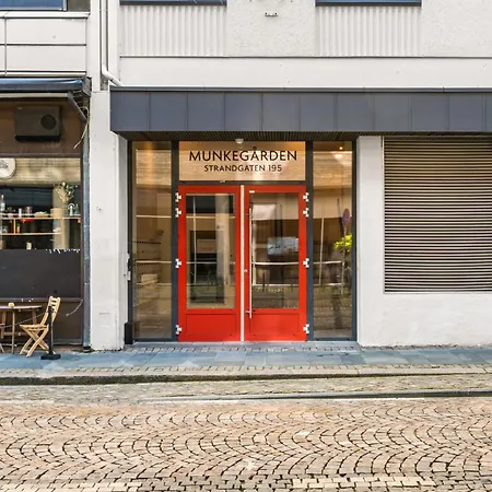 דירה Downtown Modern - Two Bedrooms!