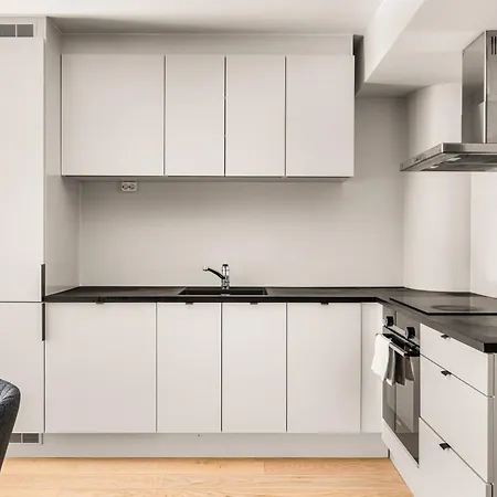 דירה Downtown Modern - Two Bedrooms!