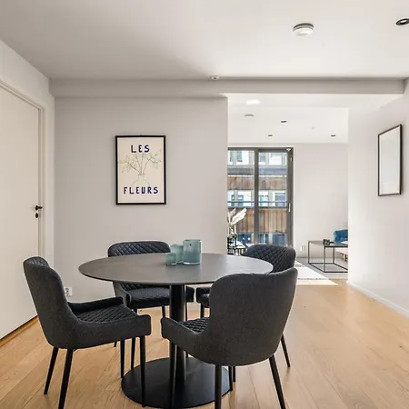 Downtown Modern - Two Bedrooms! Appartement *